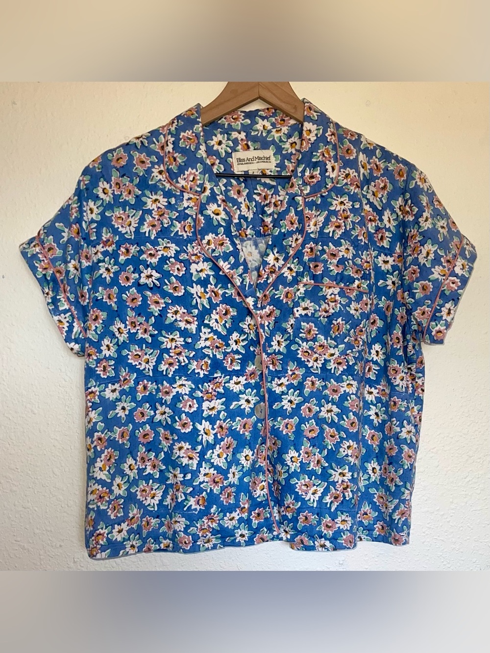 Bliss And Mischief Floral Pajama Top Short Sleeve Blue Pink Piping Size 2 M